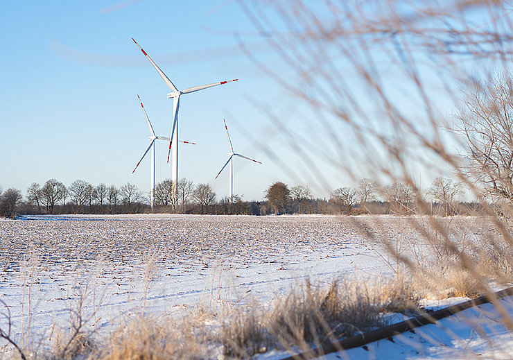 L Projekt Referenz – Windpark Stoffeng  im Schnee